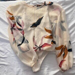 Aritzia Wilfred Floral Sheer Sleeve Bodysuit Small